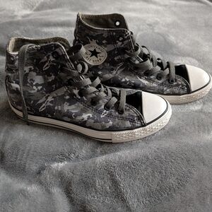 Converse High-Top Grey Camouflage Sneakers, Youth Sz 3, Chuck Taylors